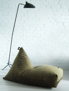 Pouf berlingot en velours - 60 x 120cm - 6 coloris